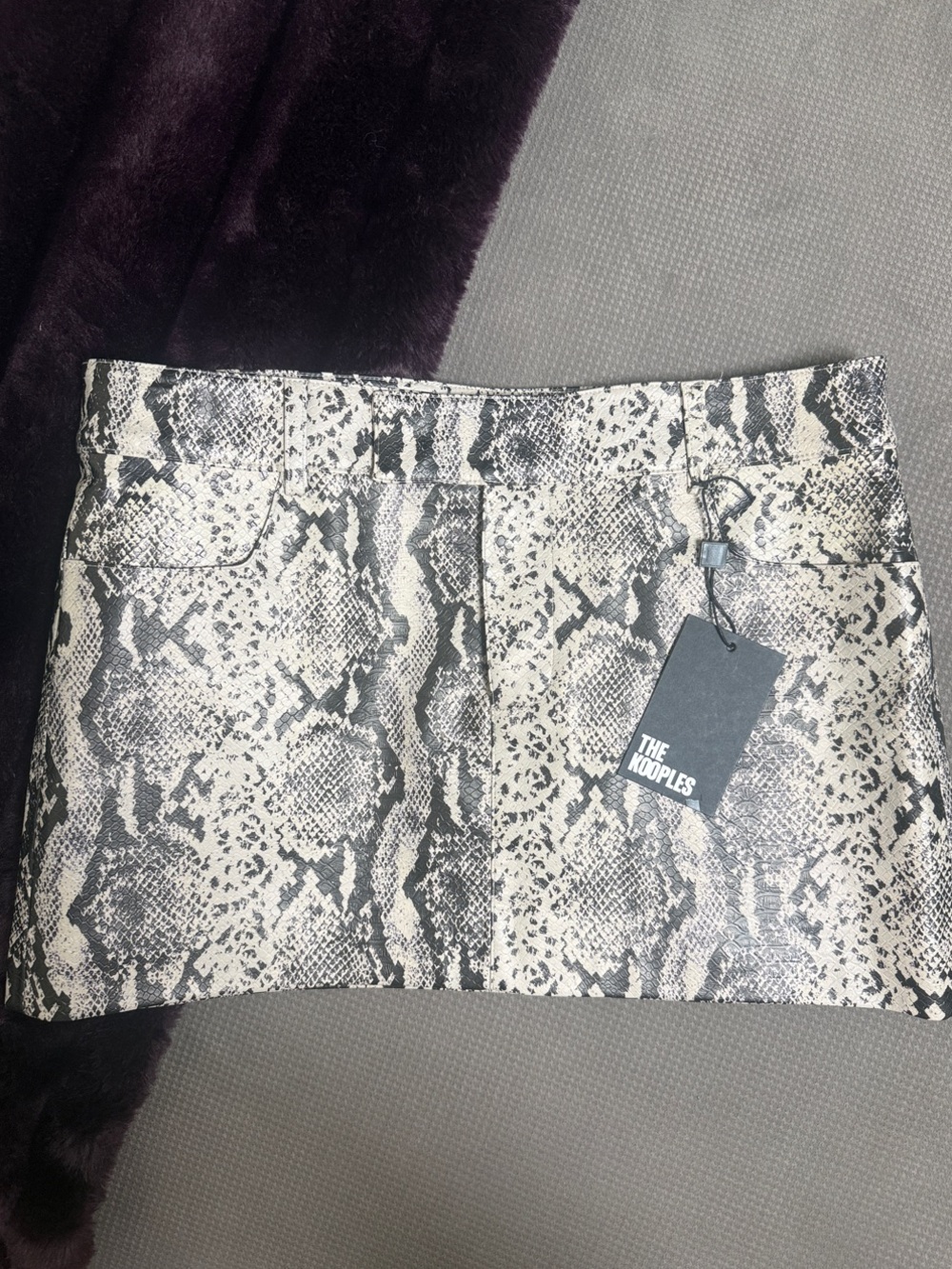 NWT The Kooples Snake Print Faux Leather Mini Skirt FR 38 US 6 MSRP $415